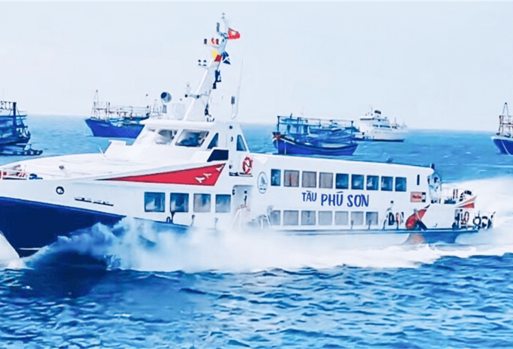 Tàu Phú Sơn Sa Kỳ - Lý Sơn